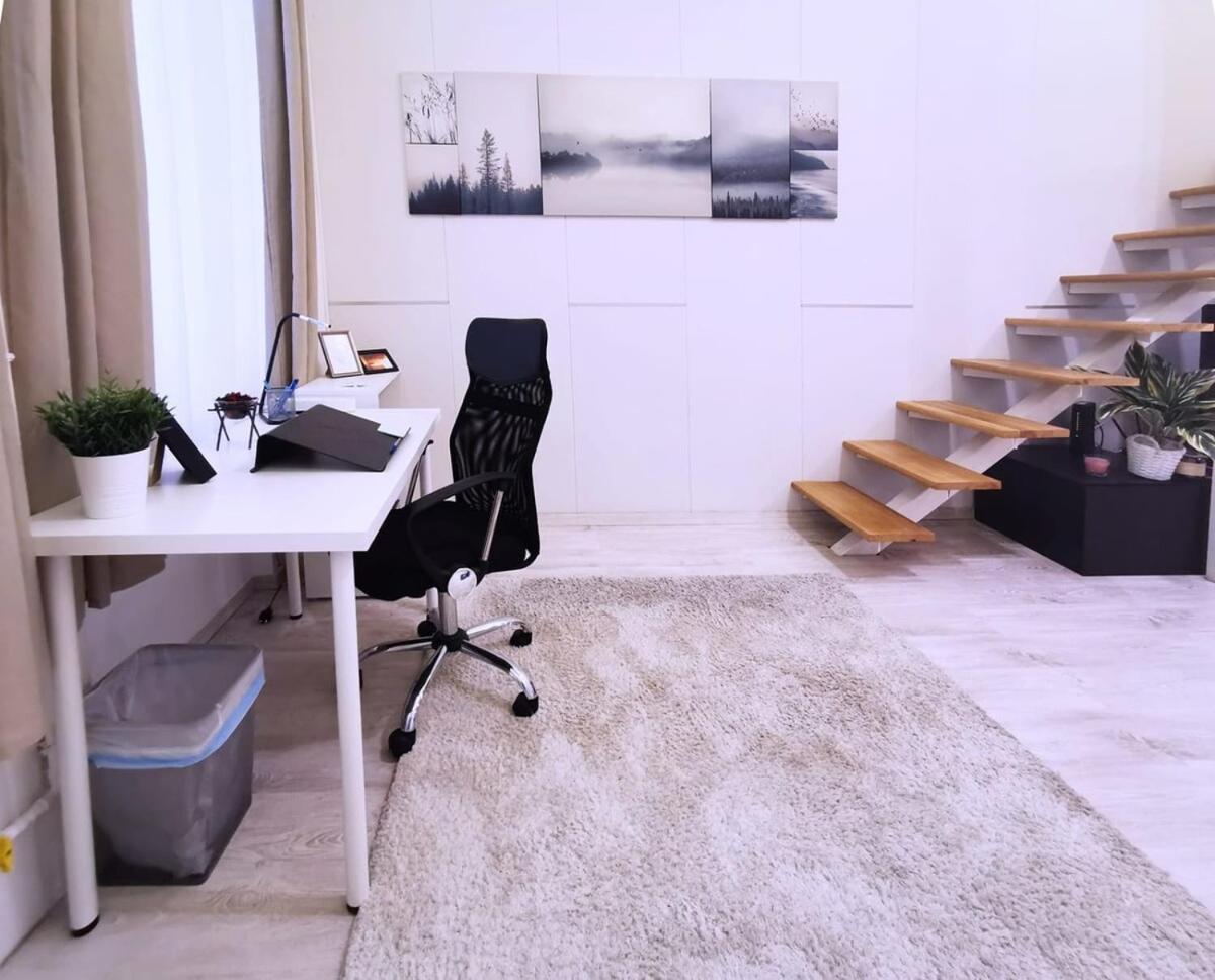 Central, New Cosy, Quiet Apartament